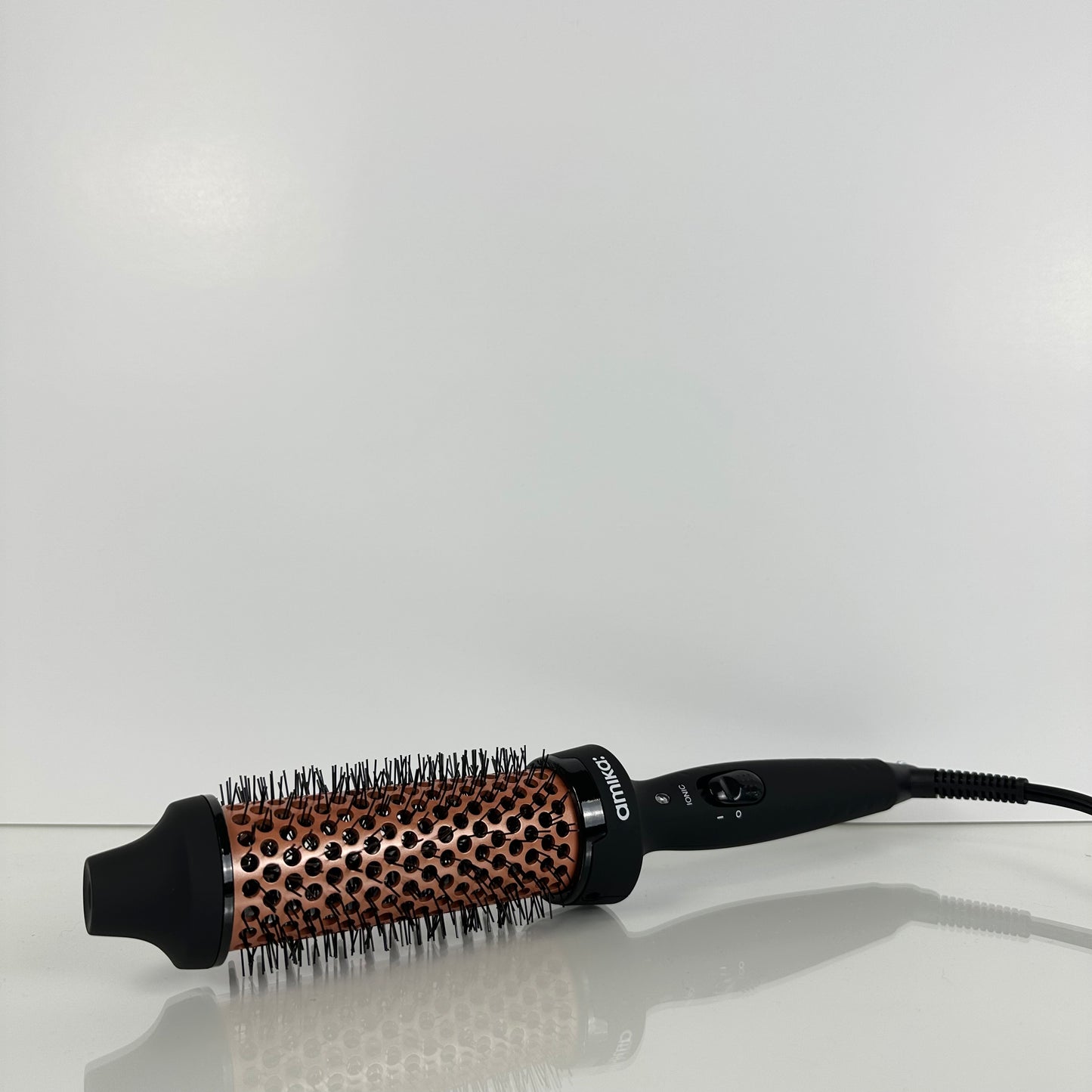 Amika blowout babe thermal brush