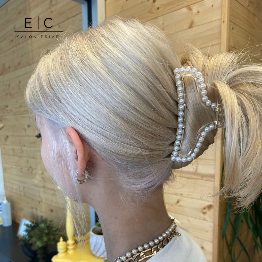 Pince à cheveux en perles